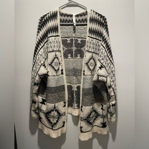 Aeropostale Sweater - Size L